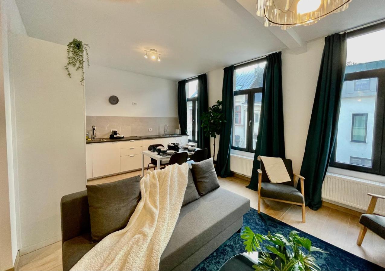 Oneluxstay Near Fashion District Антверпен Экстерьер фото