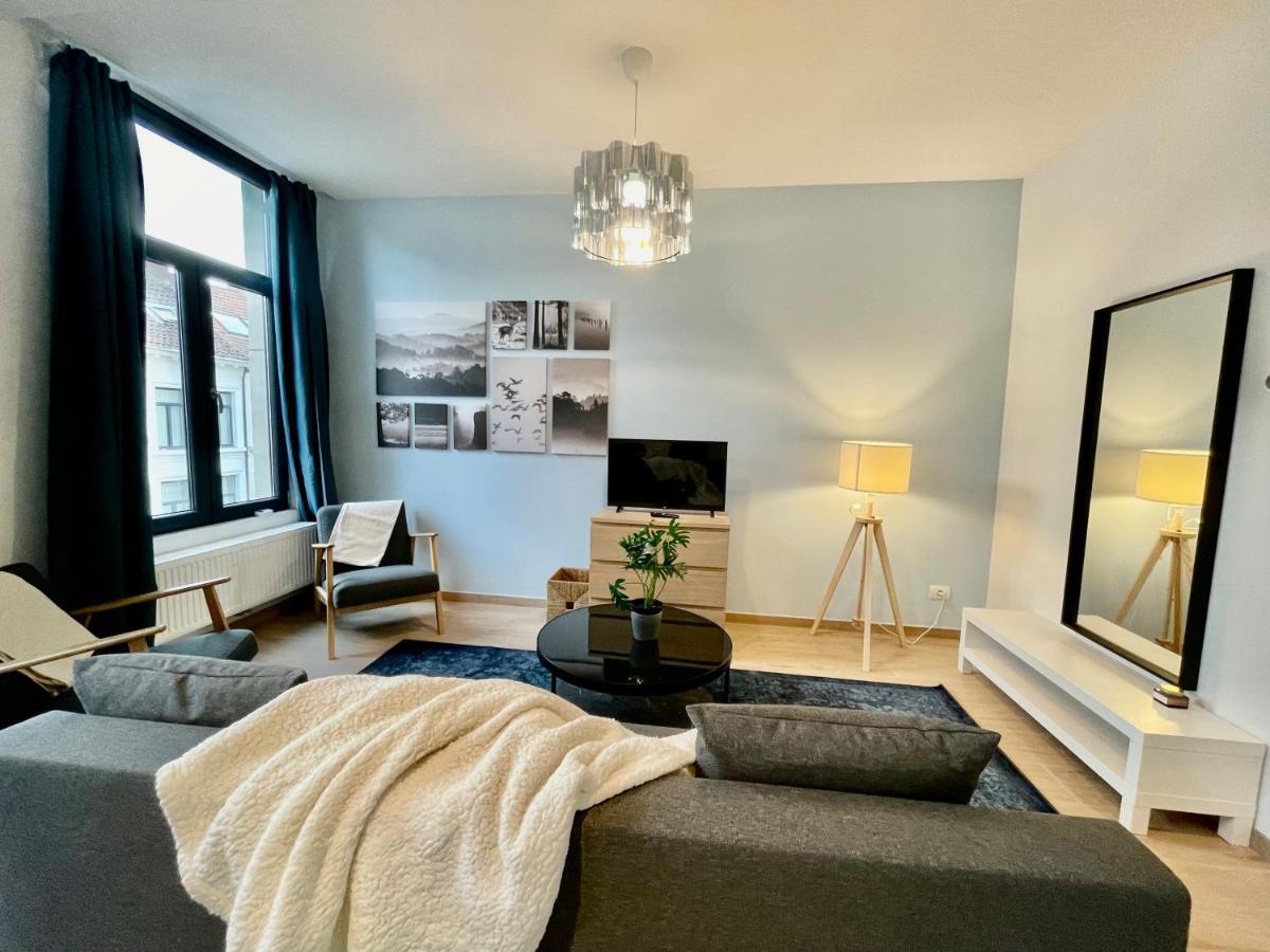 Oneluxstay Near Fashion District Антверпен Экстерьер фото