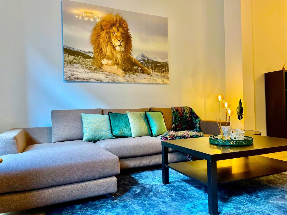 Oneluxstay Near Fashion District Антверпен Экстерьер фото