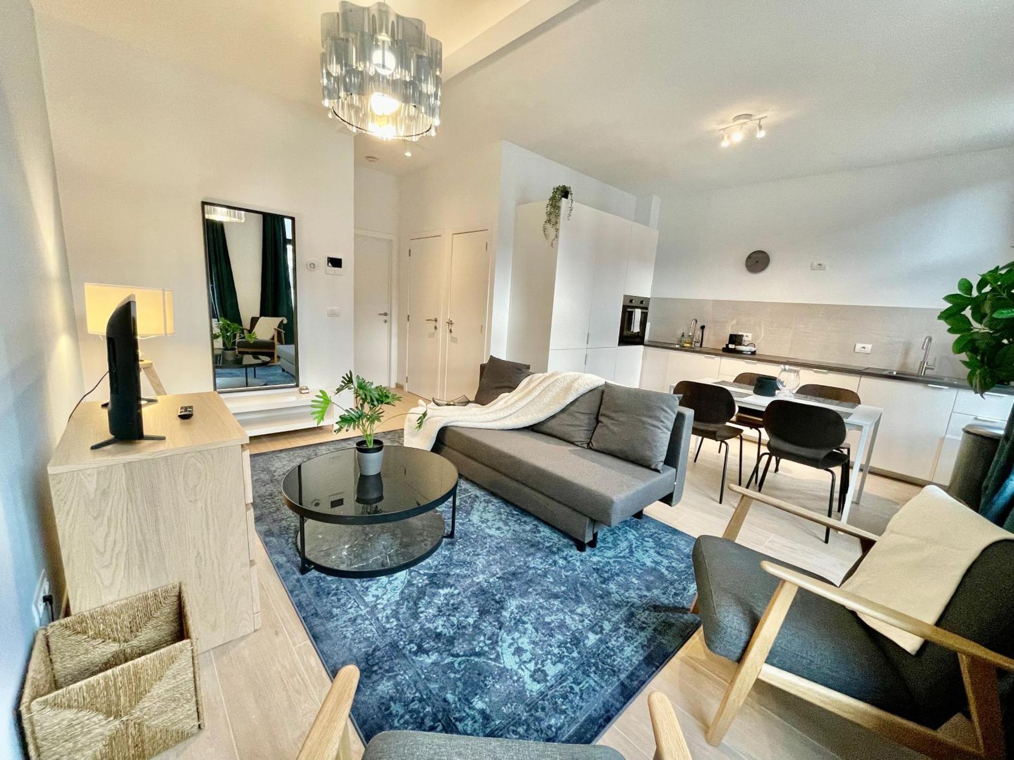 Oneluxstay Near Fashion District Антверпен Экстерьер фото